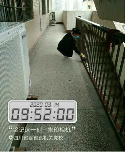 02.jpg