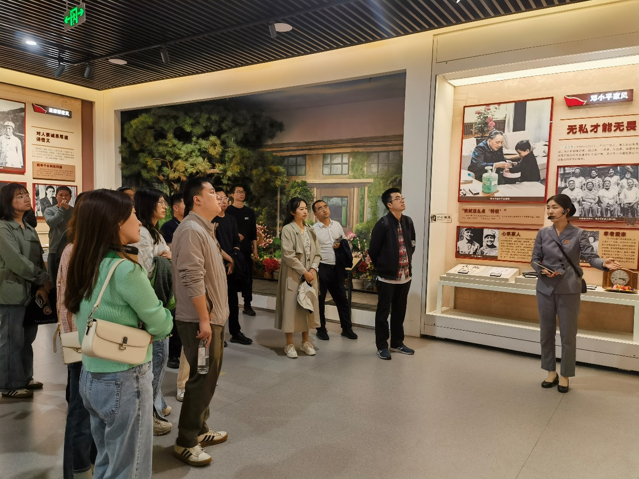 图片2.png 图片2.png